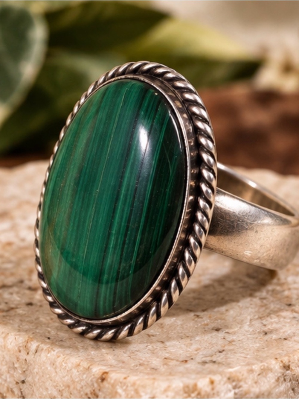 925 Sterling Silver pleated Green Malachite Oval Statement Ring